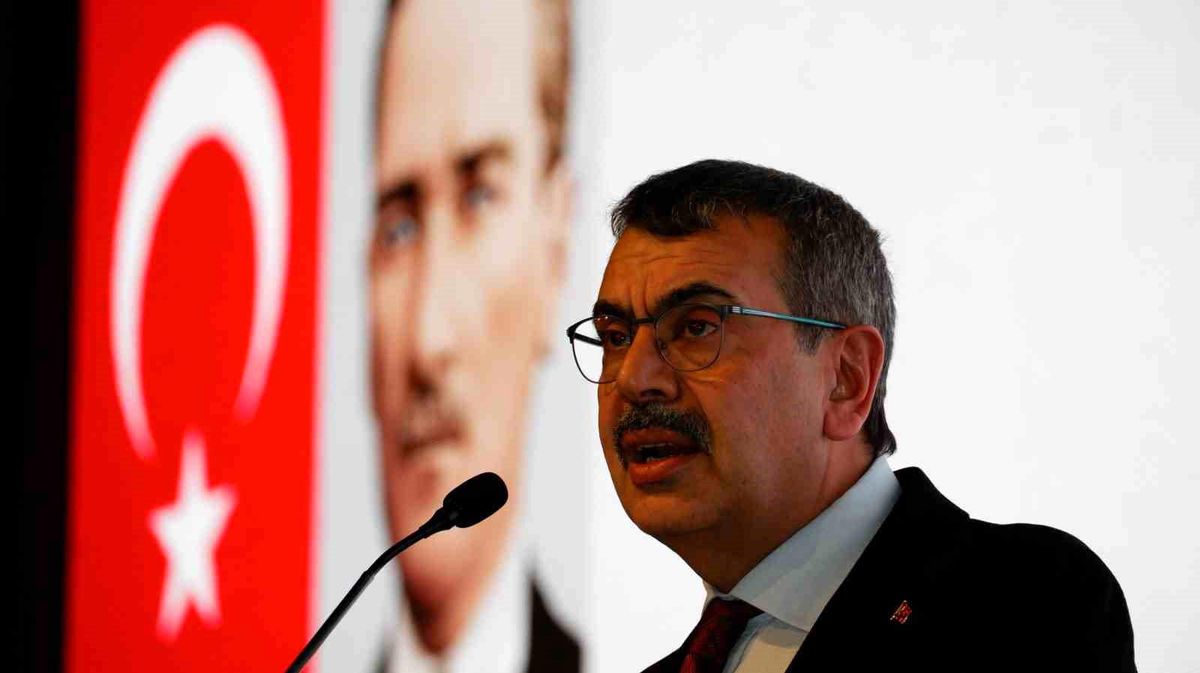 Bakan Tekin: Eğitimde Milli Kimlik ve Evrenselliği Hedefliyoruz