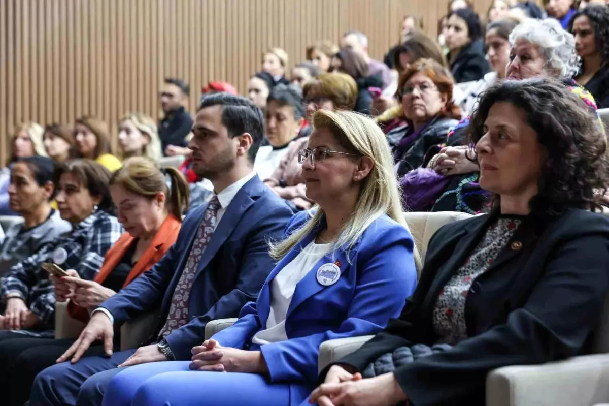 Bakırköy Belediyesi\'nden Kadına Yönelik Şiddetle Mücadele Konferansı