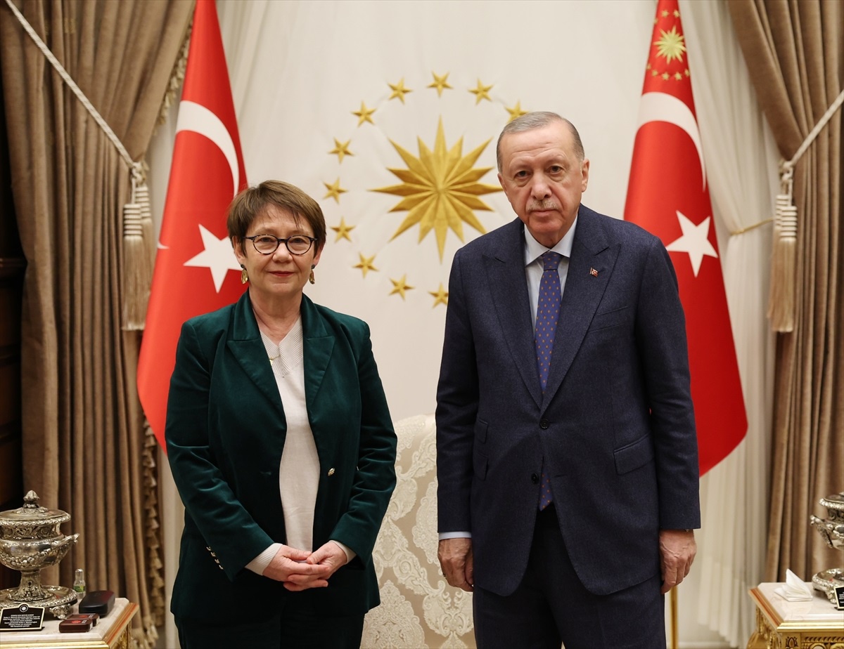 Cumhurbaşkanı Erdoğan, Avrupa İmar ve Kalkınma Bankası Başkanı Basso\'yu kabul etti