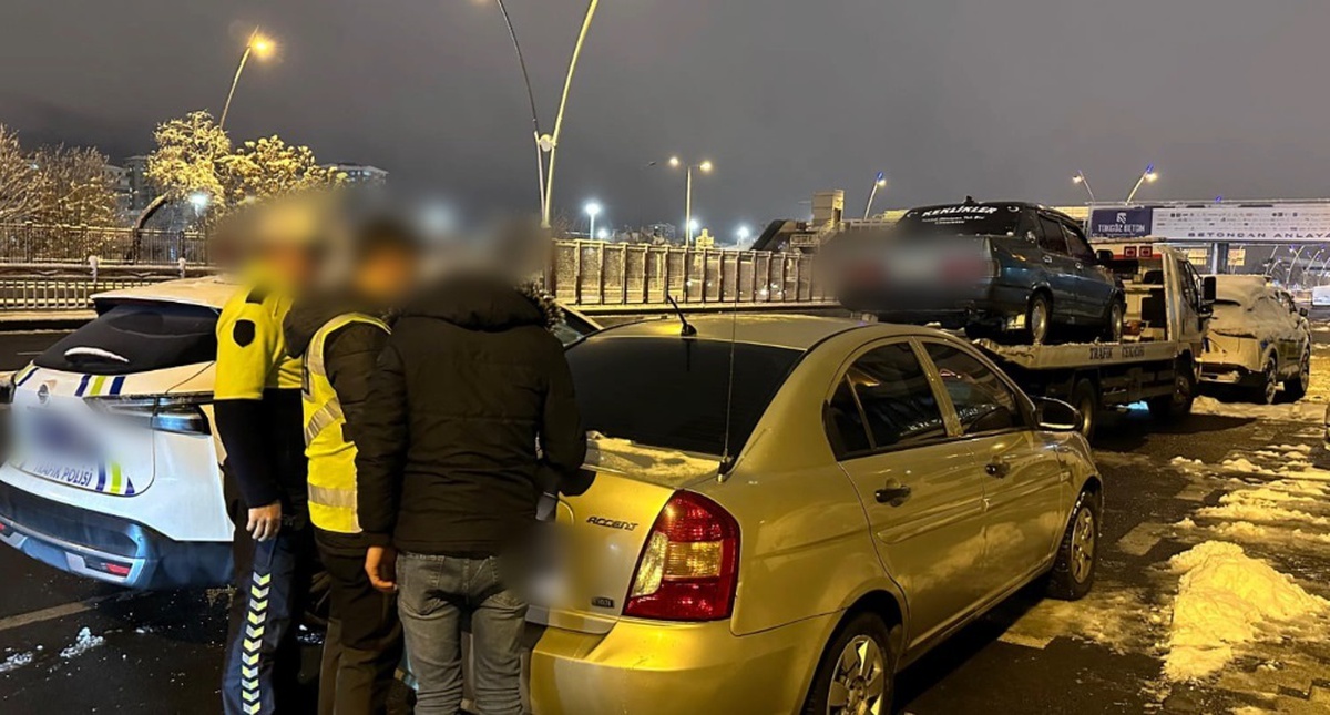 Kayseri\'de Drift Yapan Sürücülere 180 Bin TL Ceza