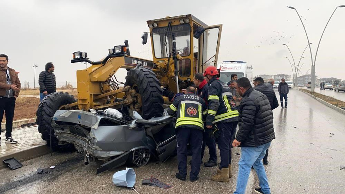 Elazığ\'da Kaza: Sürücü Hayatını Kaybetti