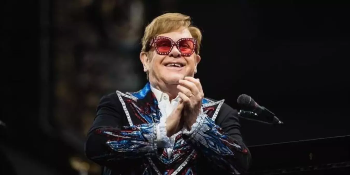 Elton John görme kaybı yaşadığını açıkladı