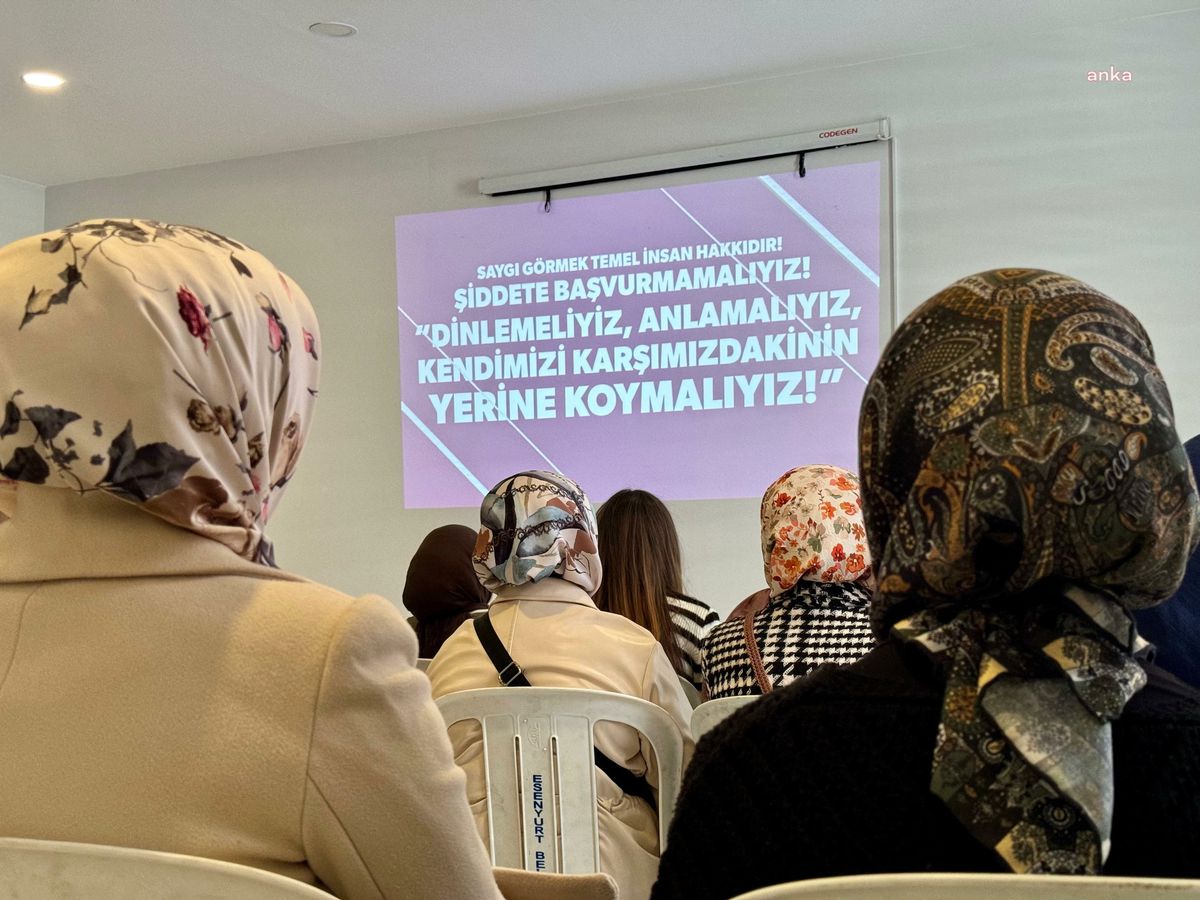 Esenyurt\'ta Kadına Yönelik Şiddetle Mücadele Semineri Düzenlendi