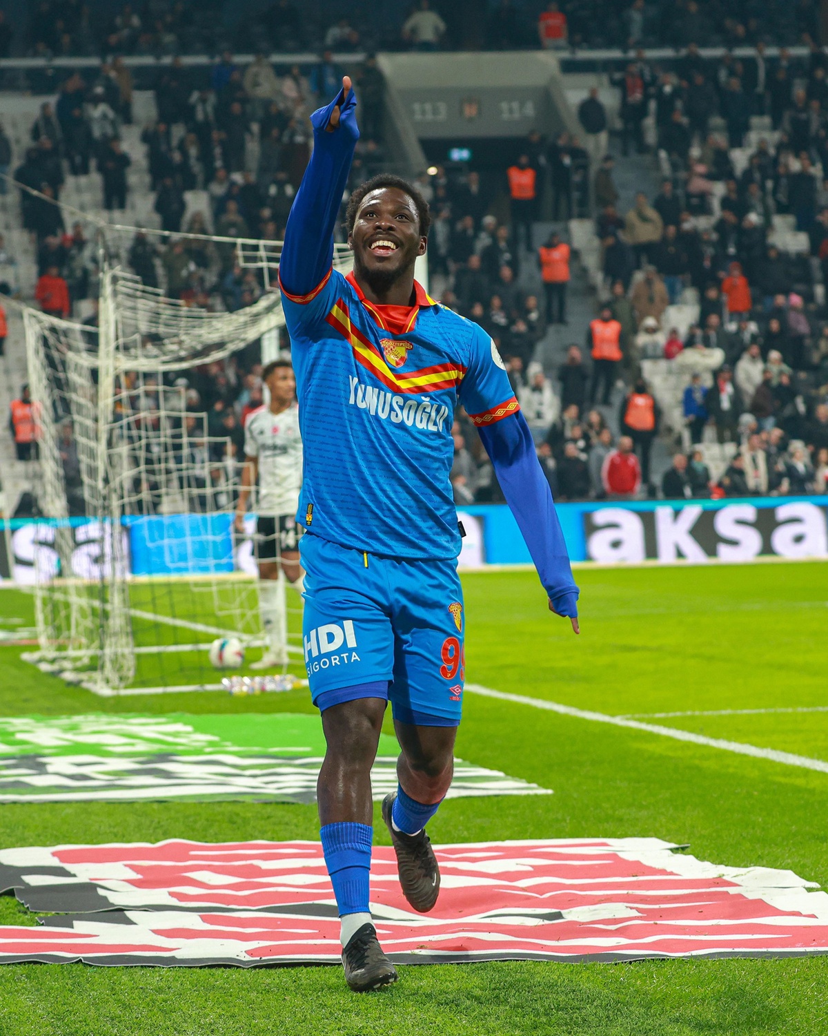 Göztepe, Beşiktaş\'ı Genç Kadrosuyla Geçti