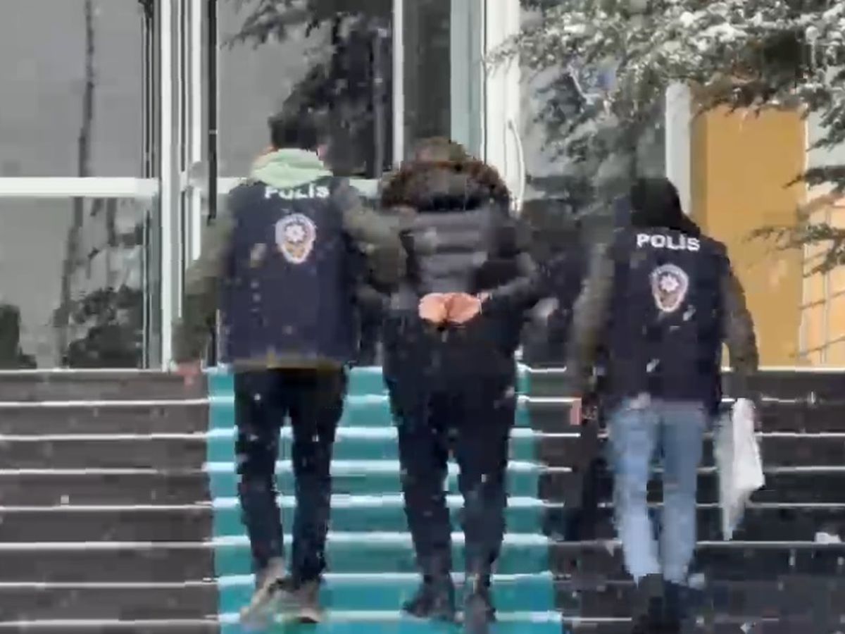 Kayseri\'de Sahte Tatil Turları ile Dolandırıcılık Operasyonu