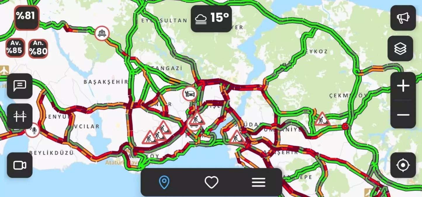 İstanbul\'da İş Çıkışı Trafik Yoğunluğu Yüzde 81\'e Ulaştı