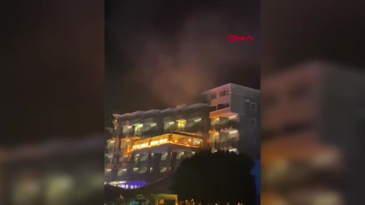 Alanya\'da 4 Yıldızlı Otelde Yangın: 6 Oda Kullanılamaz Hale Geldi