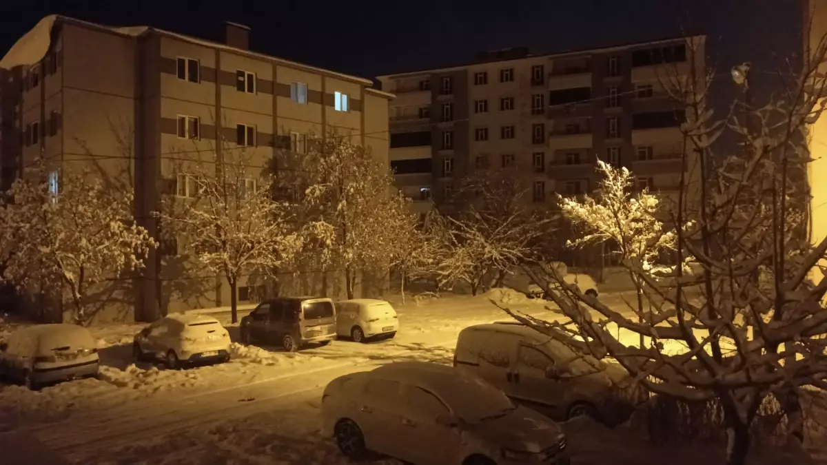 Bitlis\'te 4.3 Büyüklüğünde Deprem Meydana Geldi