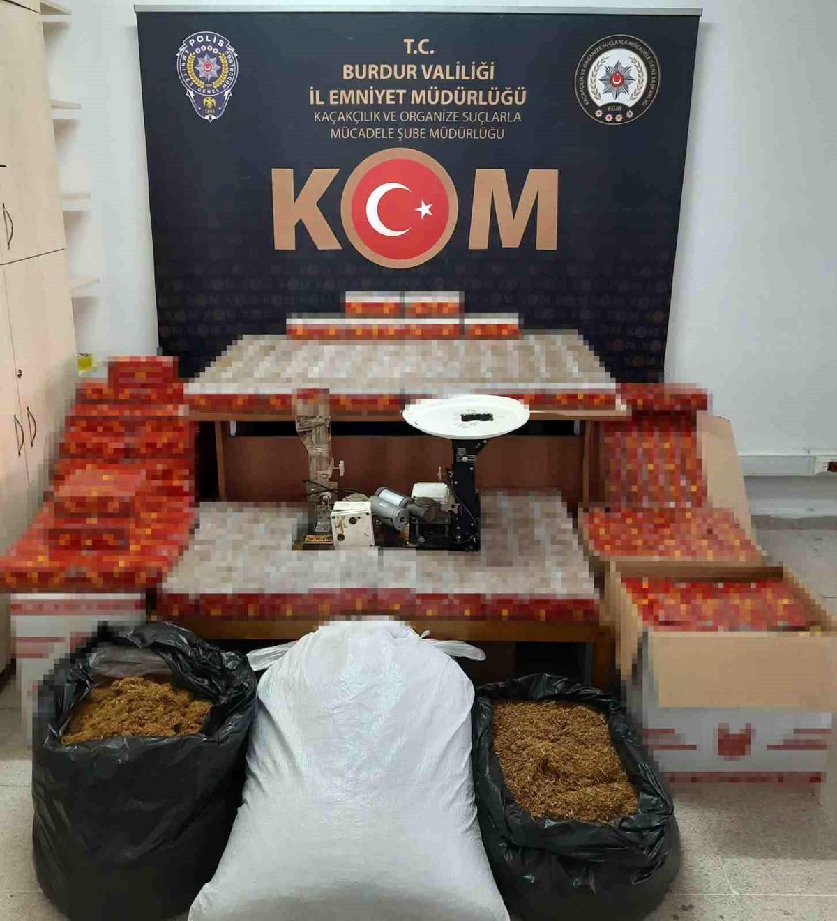 Burdur\'da Kaçak Sigara Operasyonu