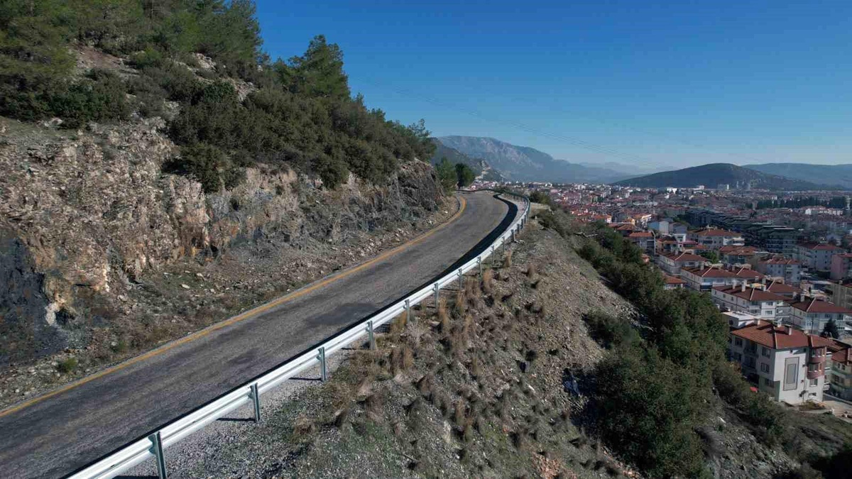 Muğla\'da Motosiklet Güvenliği için Oto Korkuluk Çalışmaları