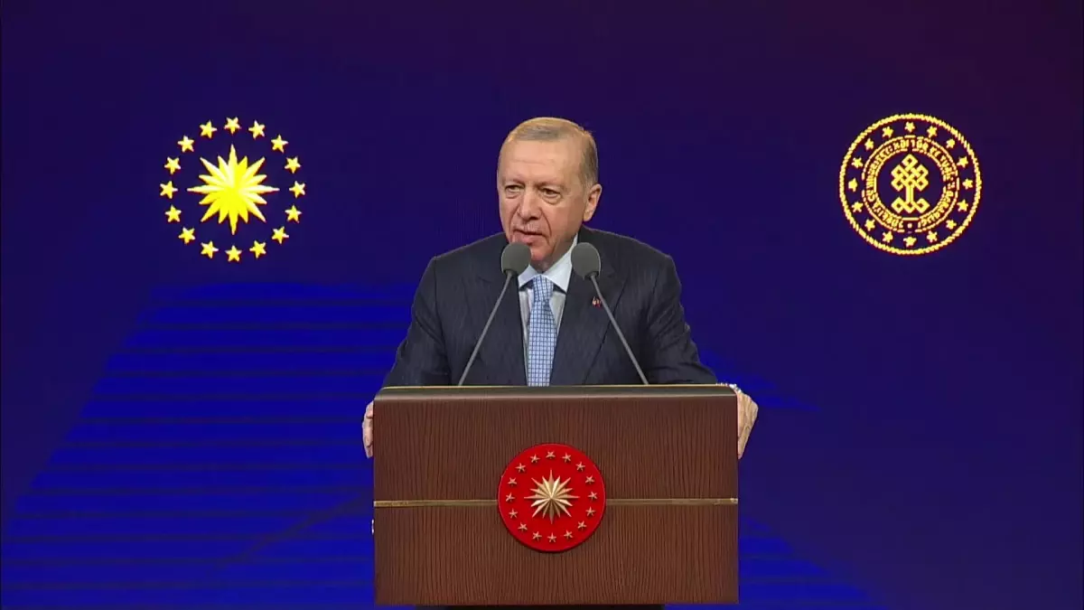 Cumhurbaşkanı Erdoğan: "Cem Karaca\'yı, Barış Manço\'yu, Kayahan\'ı  Bilmeyenleri Gördükçe Endişeleniyoruz"