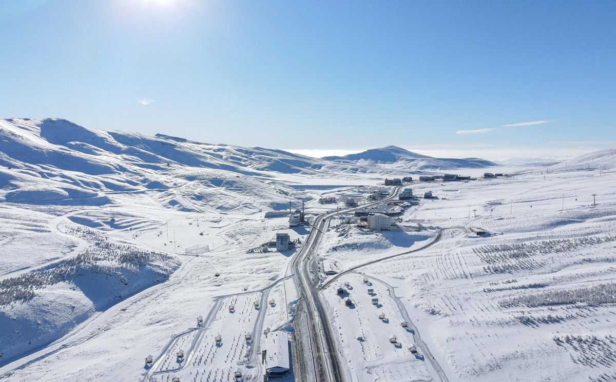 Erciyes Kayak Merkezi\'nde Yeni Sezon Hazırlıkları Devam Ediyor