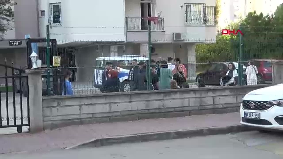 Kıskançlık Tartışması Kanlı Bitti: Eşini Vurdu, Teslim Oldu