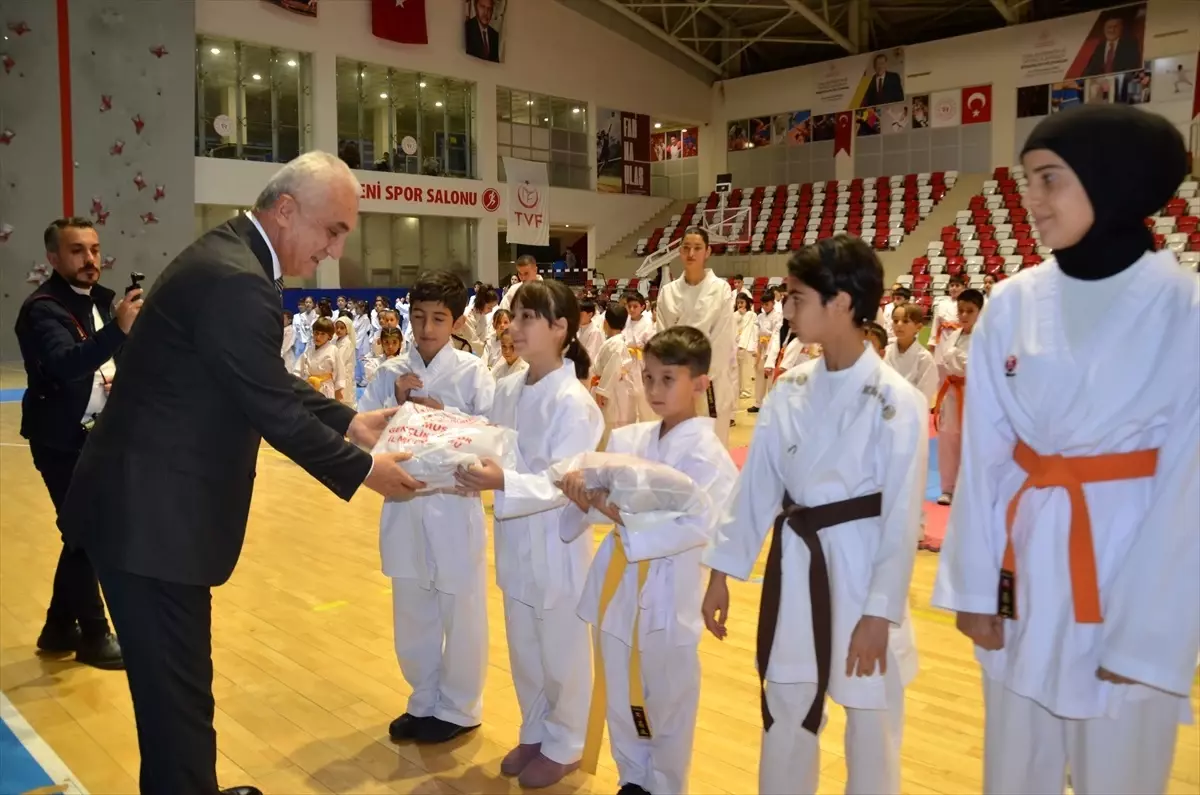 Muş\'ta Karate Kuşak Heyecanı