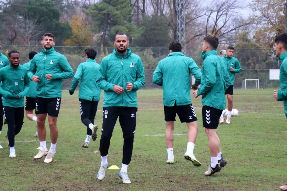 Sakaryaspor Boluspor Maçına Hazırlanıyor