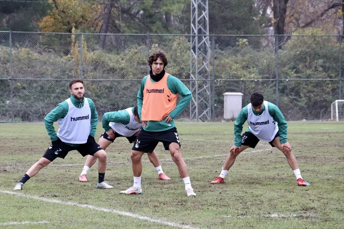 Sakaryaspor Boluspor Maçına Hazırlanıyor