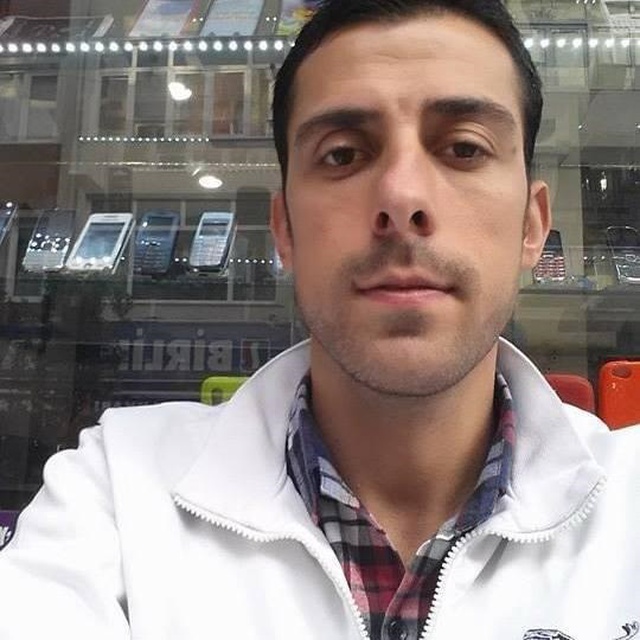Şişli'de bir kişi, kaldırımda yürürken yer altı patlamasında ağır yaralandı Şişli'de bir kişi, kaldırımda yürürken yer altı patlamasında ağır yaralandı