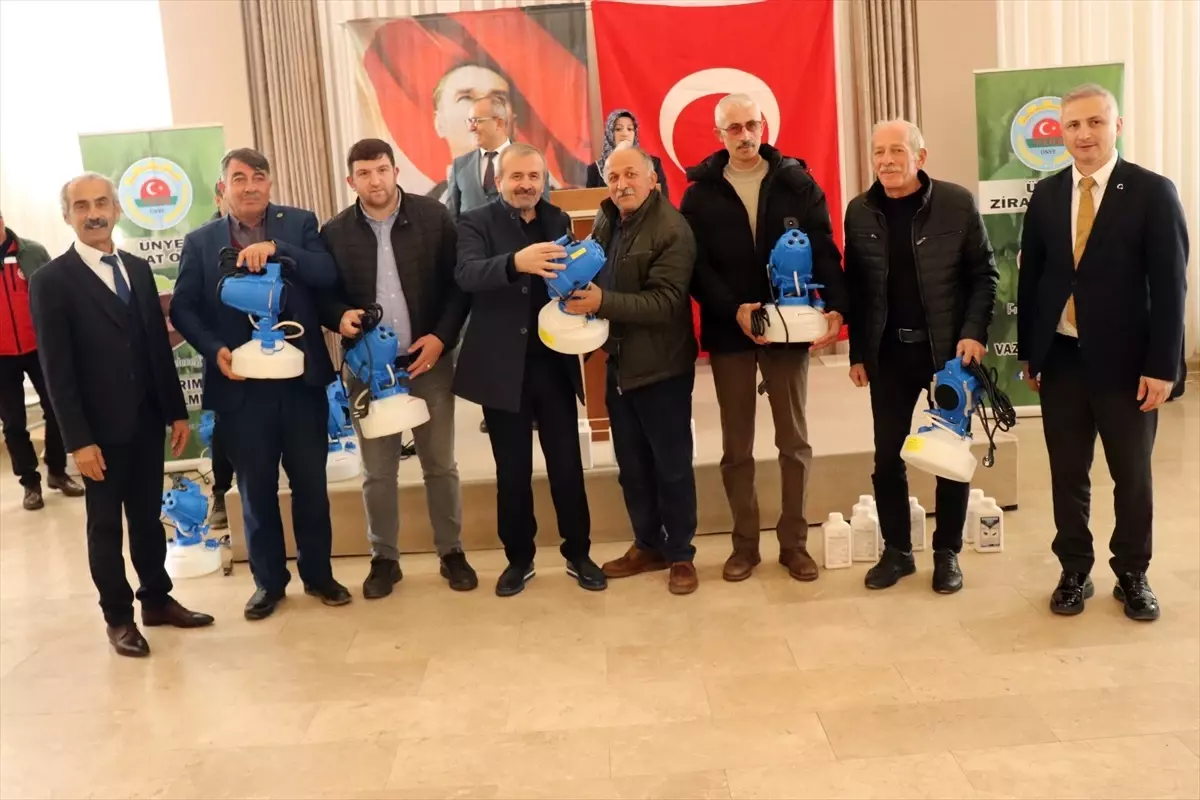Kahverengi Kokarca ile Mücadele İçin İlaçlama Cihazı Dağıtımı
