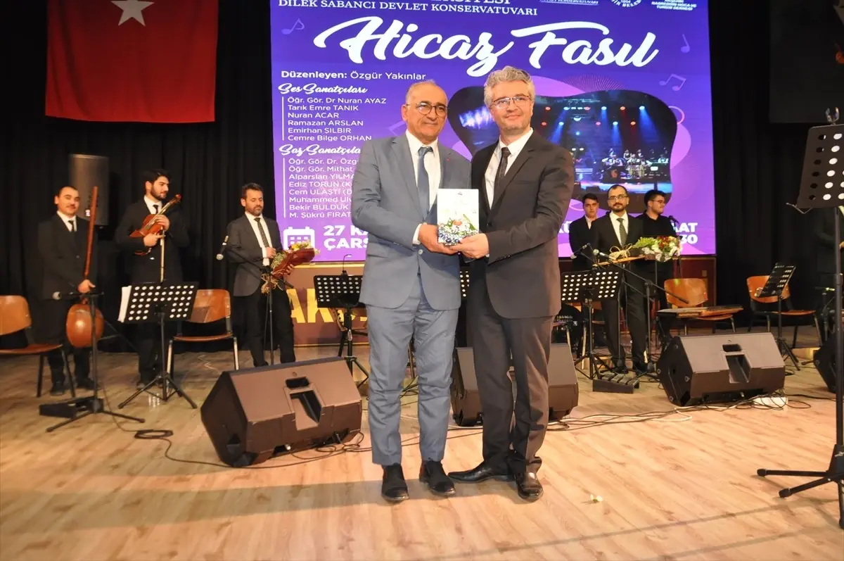 Hicaz Fasıl Gecesi Konseri Düzenlendi