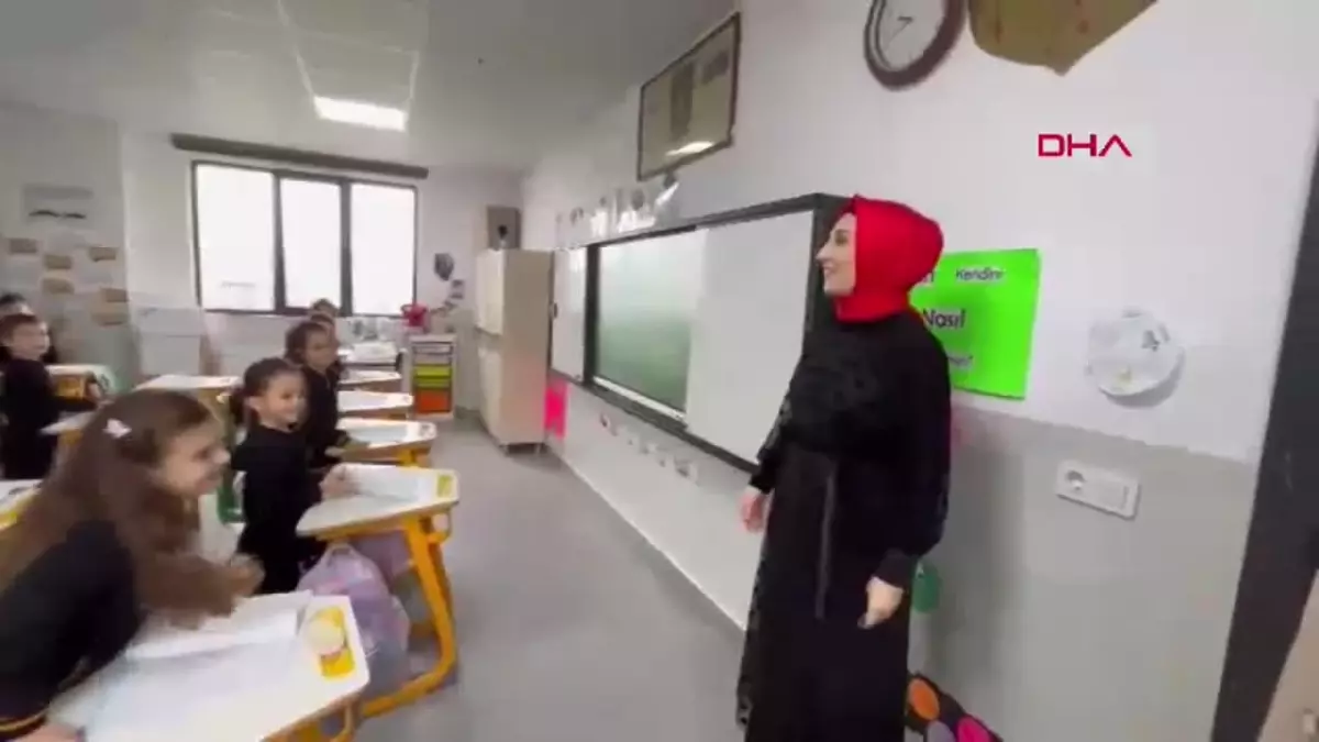 Babası okula göndermedi, hayalini 81 yaşında gerçekleştirdi