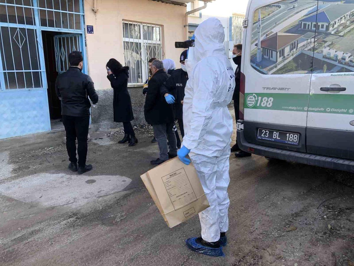 Elazığ\'da kendisinden haber alınamayan şahıs evinde ölü bulundu