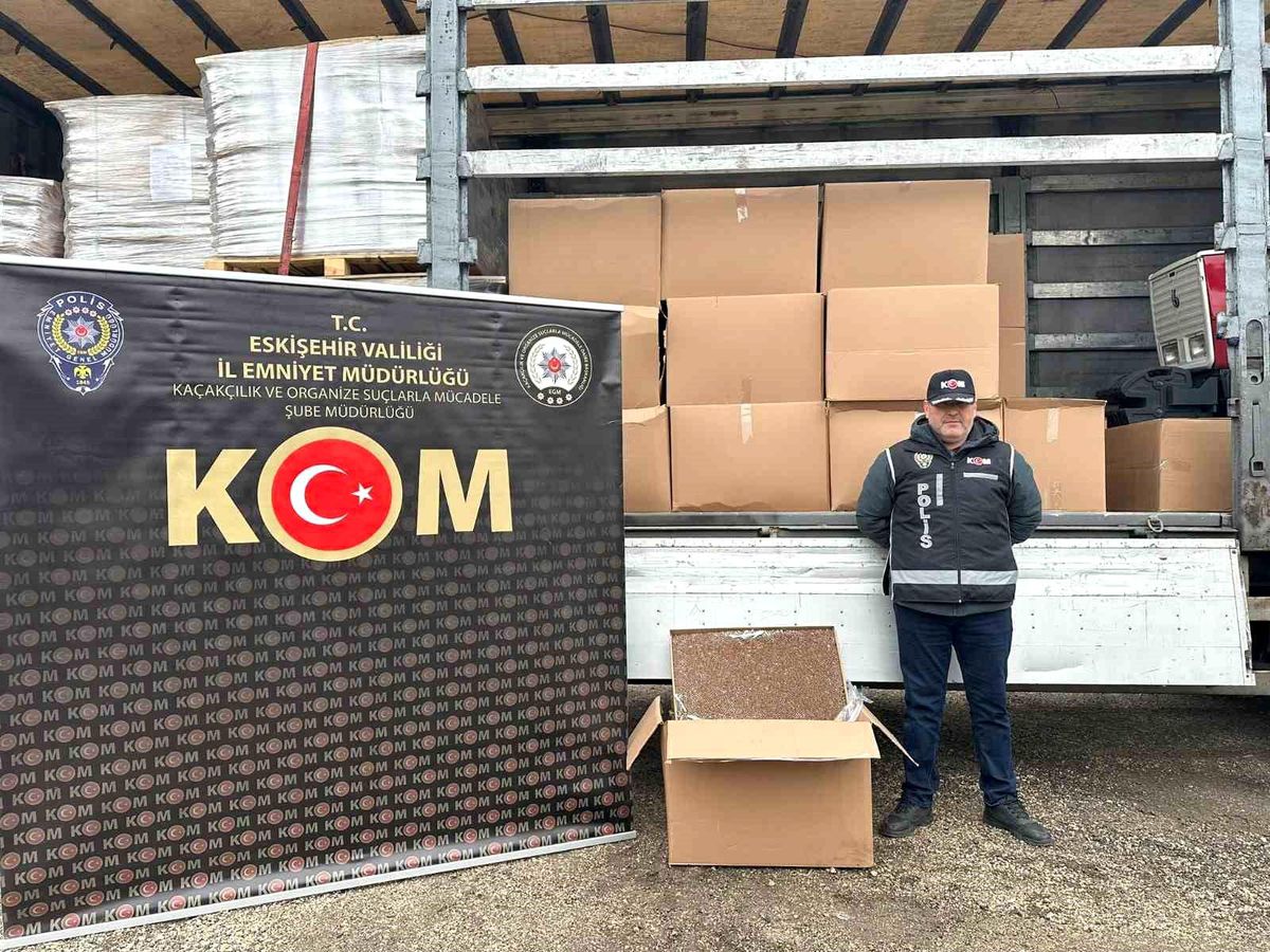 Eskişehir\'de 1,7 Milyon TL\'lik Makaron Ele Geçirildi