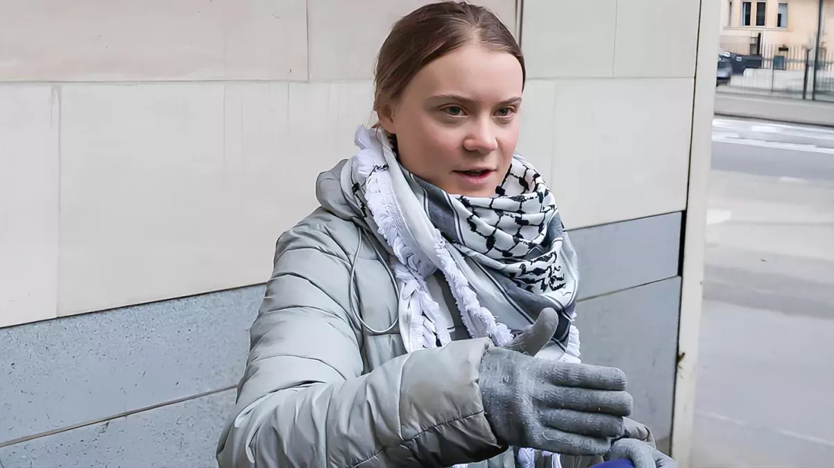 Greta Thunberg\'ten skandal Kürdistan paylaşımı