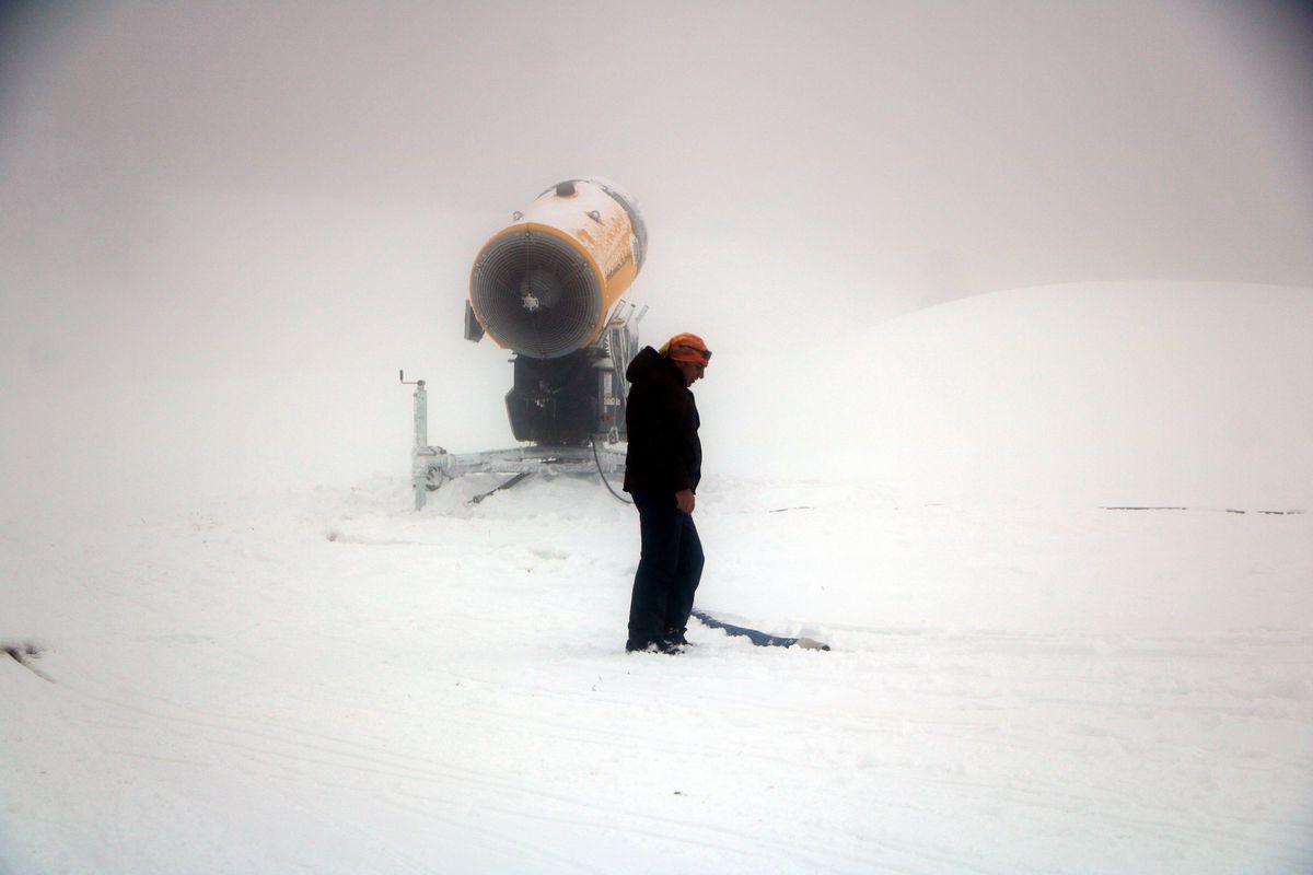 Kartalkaya Kayak Merkezi\'nde Kar Kalınlığı 70 Santime Ulaştı