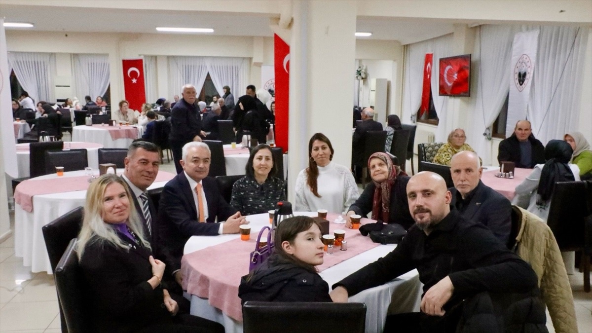 Kırklareli Valisi Uğur Turan, Şehit Aileleri ve Gazilerle Buluştu