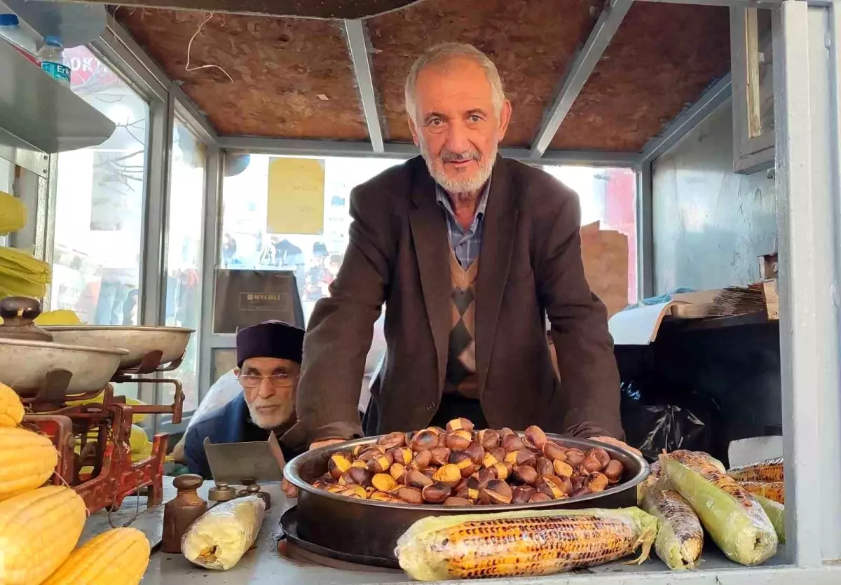 Kadir Amca: Mısır ve Kestaneyle Çocuklarını Okuttu