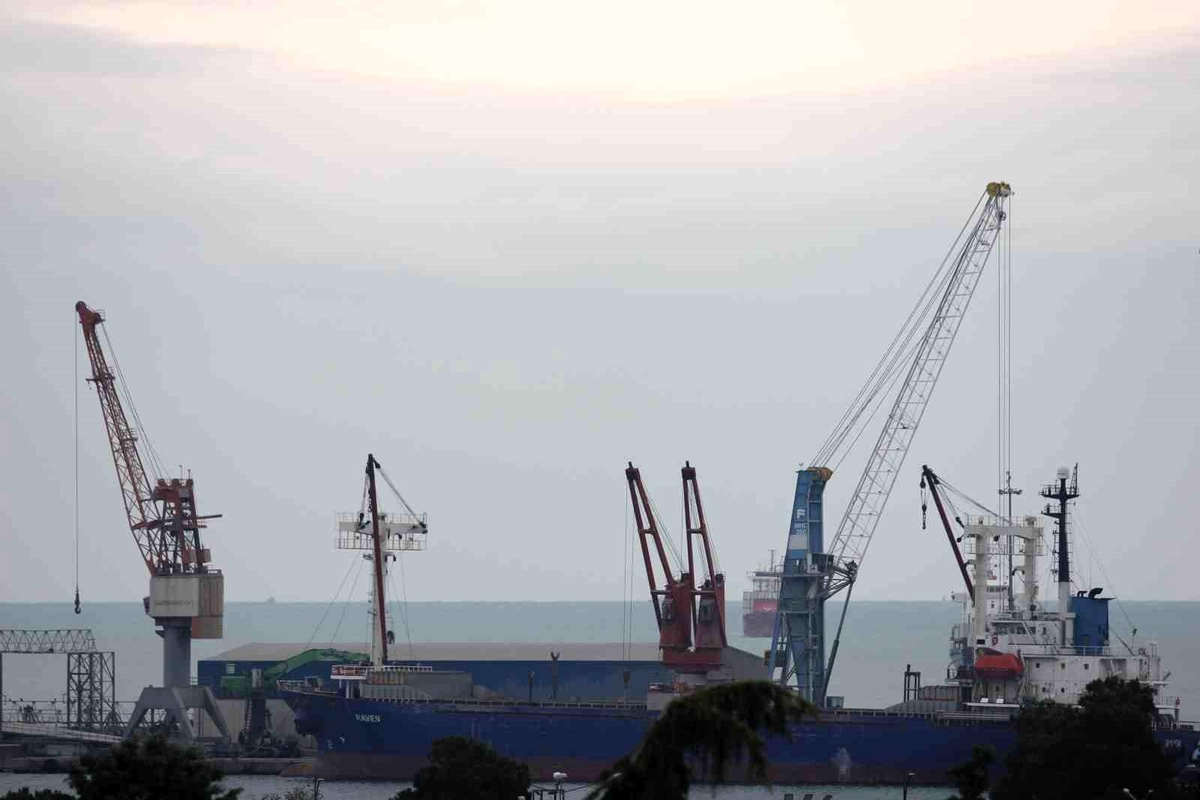 Samsun\'da İhracat Artıyor, İthalat Azalıyor