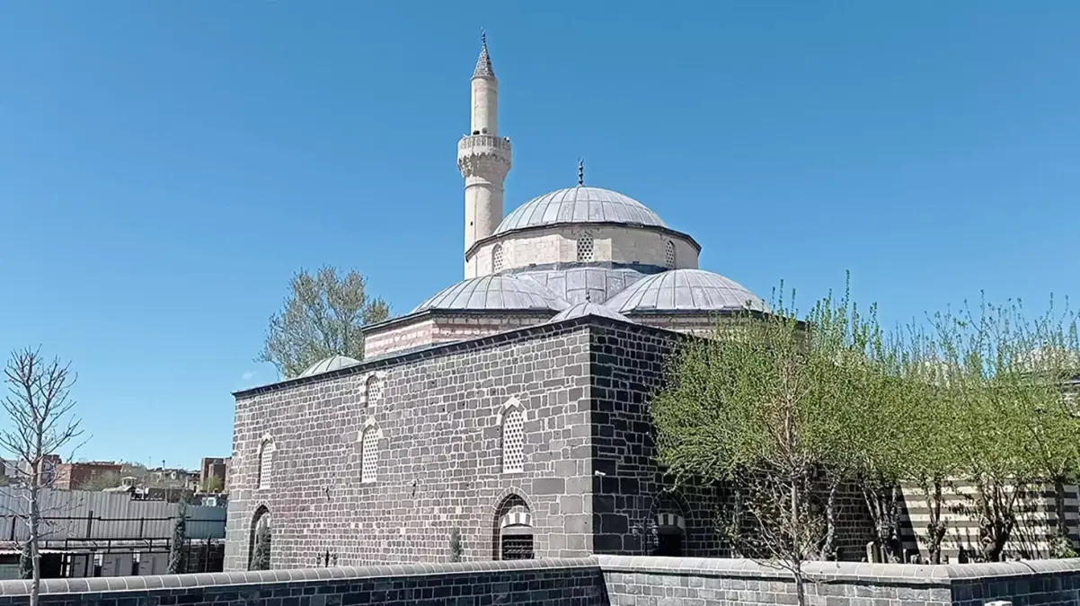 Kurşunlu Camii\'nde Yangın Çıktı