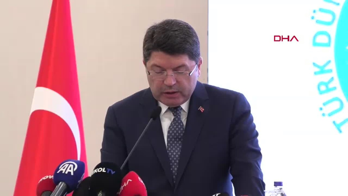 Adalet Bakanı Tunç, Türk Dünyası Arabulucular Birliği\'nce düzenlenen Uluslararası 1\'inci Arabuluculuk Şurası\'nda konuştu
