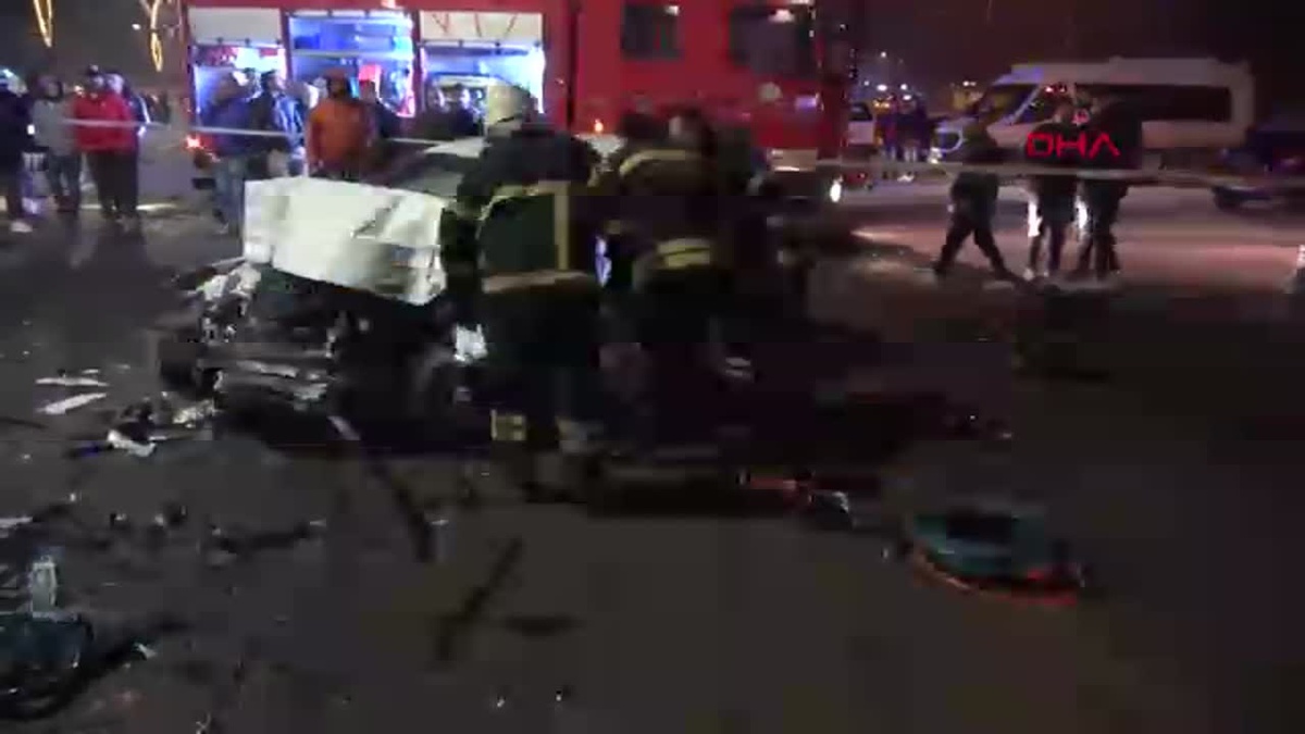 Aksaray\'da Otomobil ve Yolcu Otobüsü Çarpıştı: 1 Ölü, 1 Yaralı