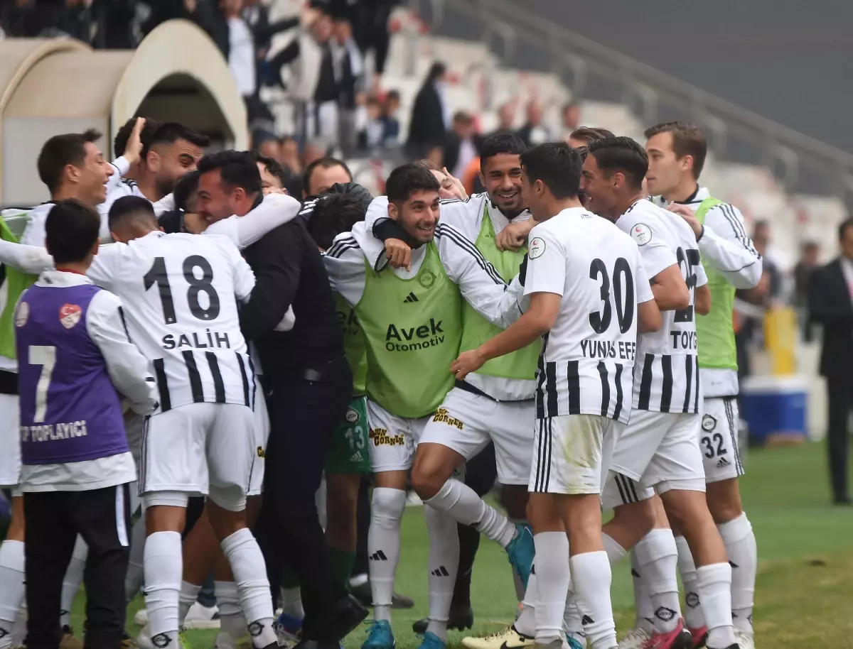 Altay, İnegölspor ile Kritik Maçta Karşılaşıyor