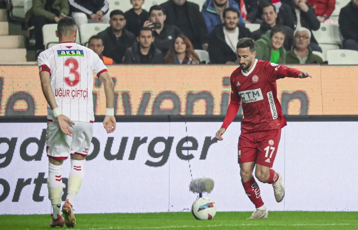 Antalyaspor, Sivasspor\'u 2-1 Yendi