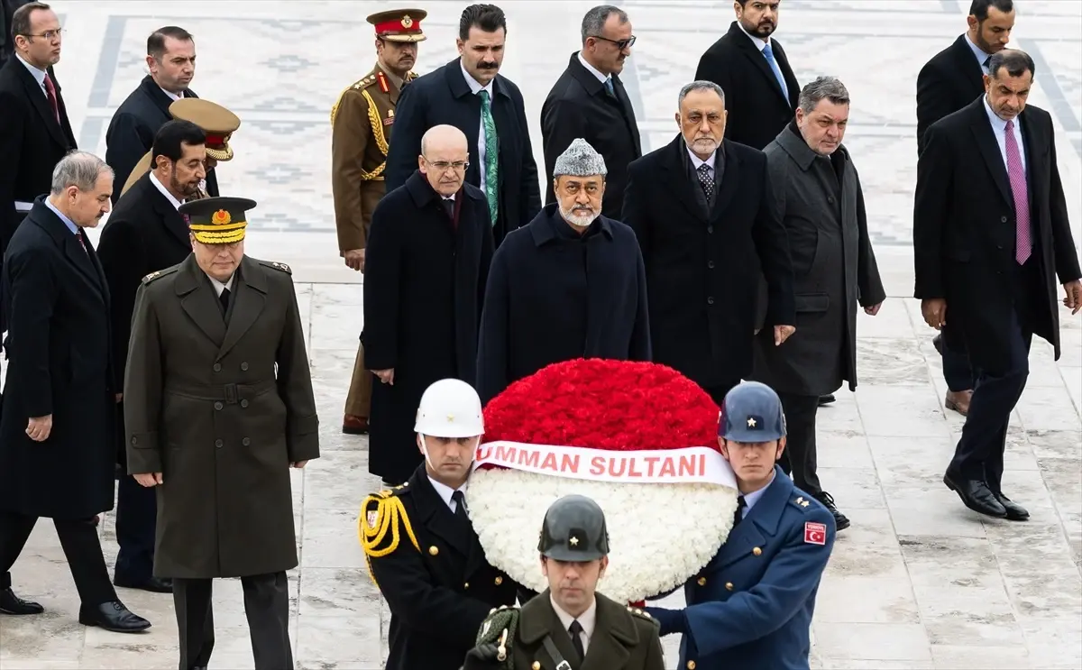 Umman Sultanı Anıtkabir\'i Ziyaret Etti