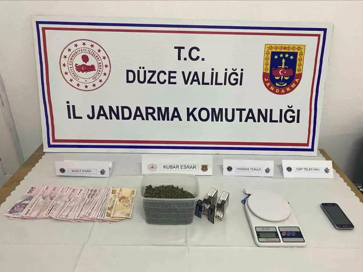 Düzce\'de Uyuşturucu Operasyonu: 1 Gözaltı