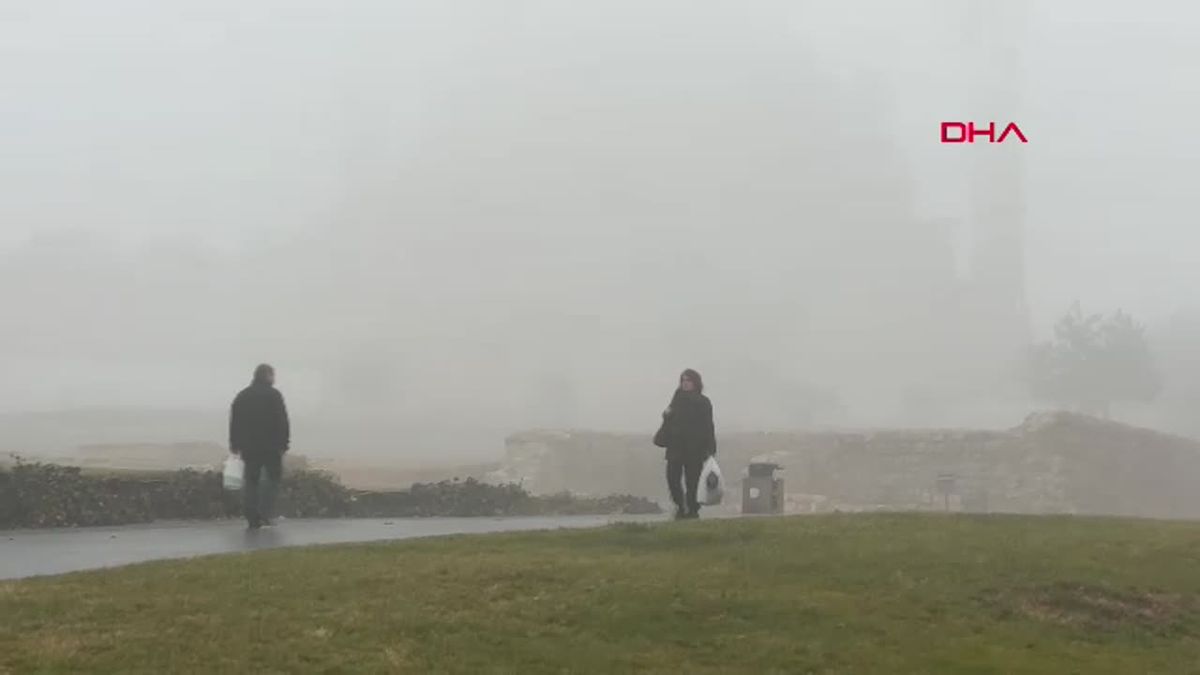 Edirne\'de Yoğun Sis: Görüş Mesafesi 30 Metreye Düştü