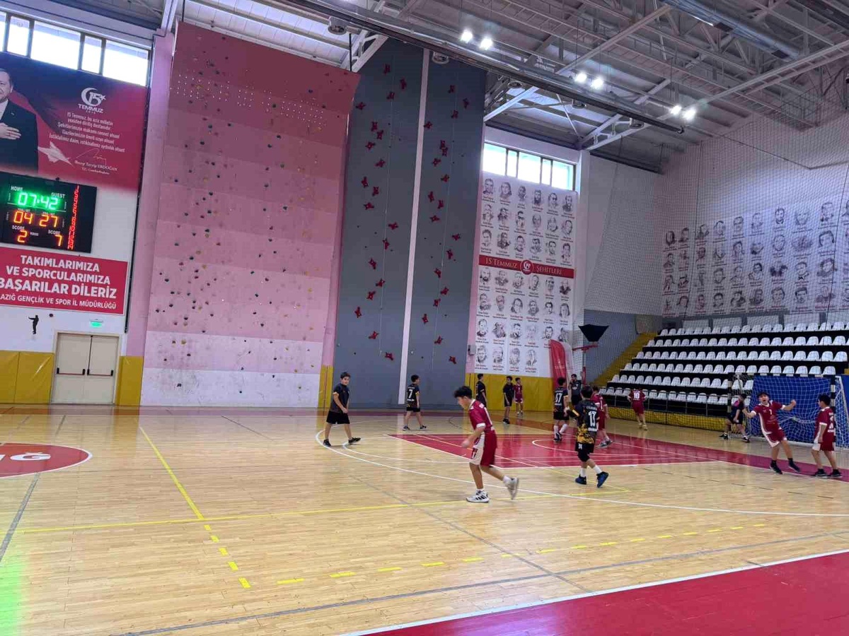 Elazığ\'da Okul Sporları Müsabakaları Tamamlandı