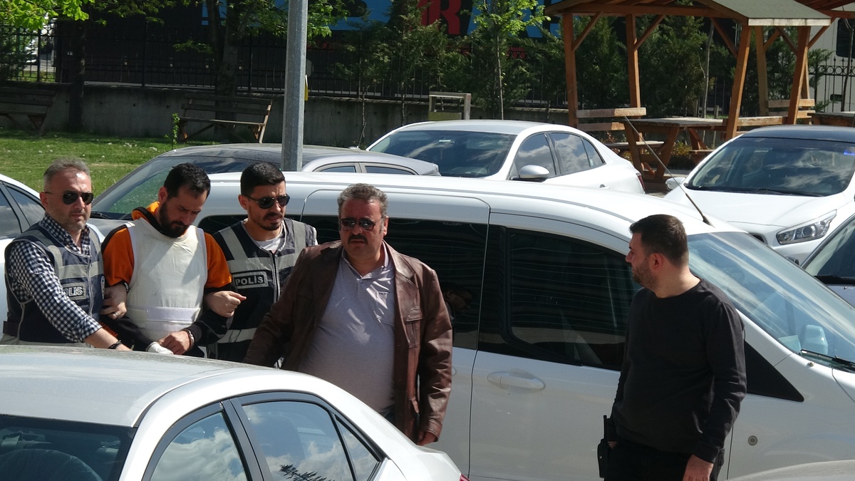 Bolu\'da Kıskançlık Draması: Eşi ve Kayınpederini Öldüren Adam 54 Yıl Hapis Cezası Aldı