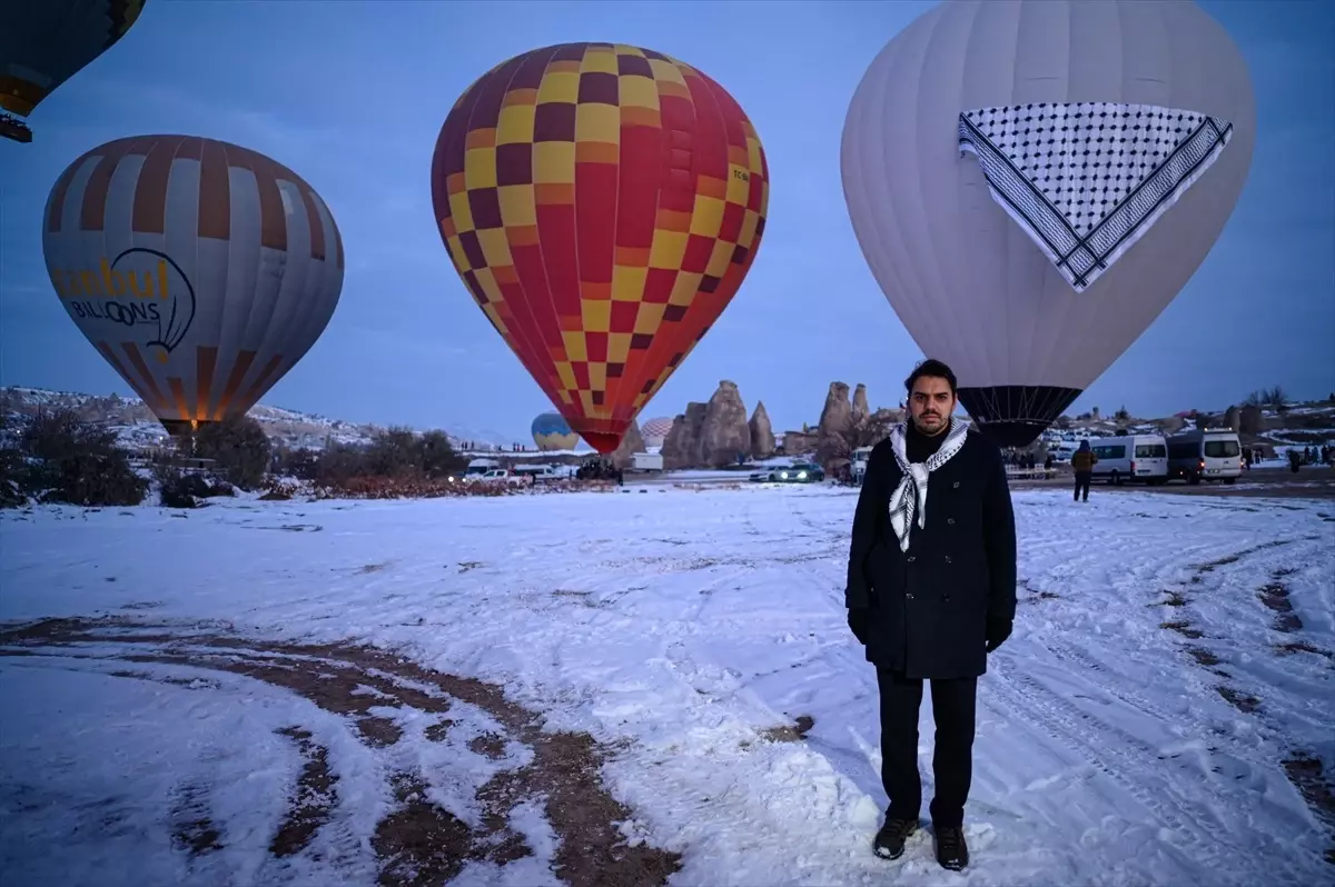 Kapadokya\'da Barış Balonu Protestosu