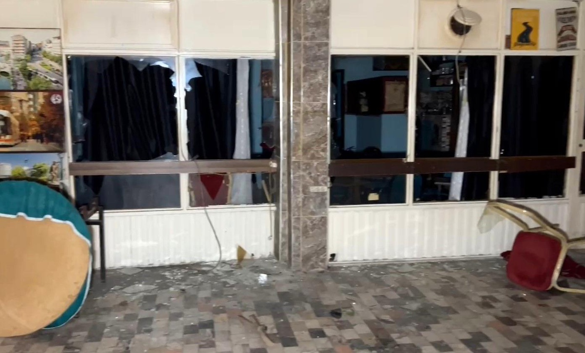 Antalya\'da Kıraathanede Silahlı Kavga: Biri Öldü