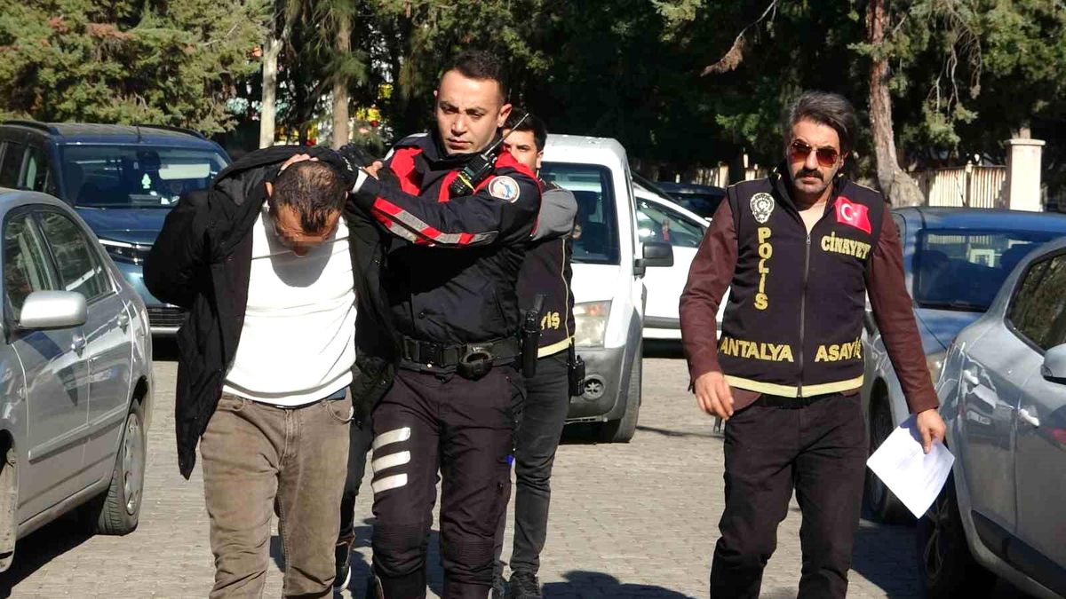 Antalya\'da Silahlı Tartışma: Bir Kişi Hayatını Kaybetti