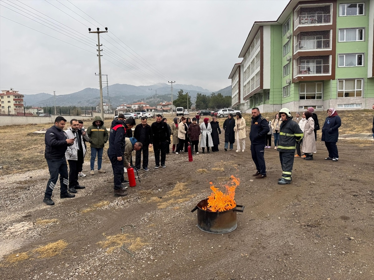 Osmancık\'ta Afet Farkındalık Eğitimi