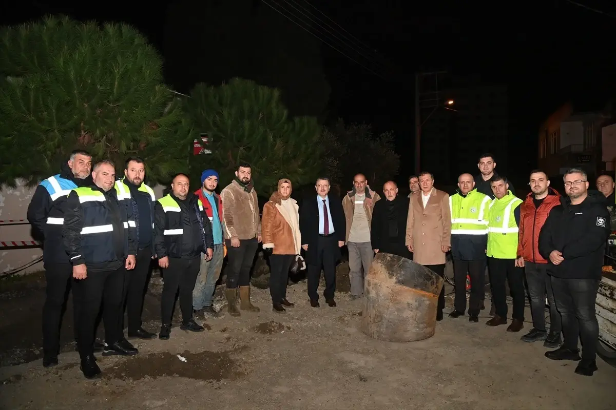 Yıldızlı Mahallesi\'nde İçme Suyu Hattı Yenilendi