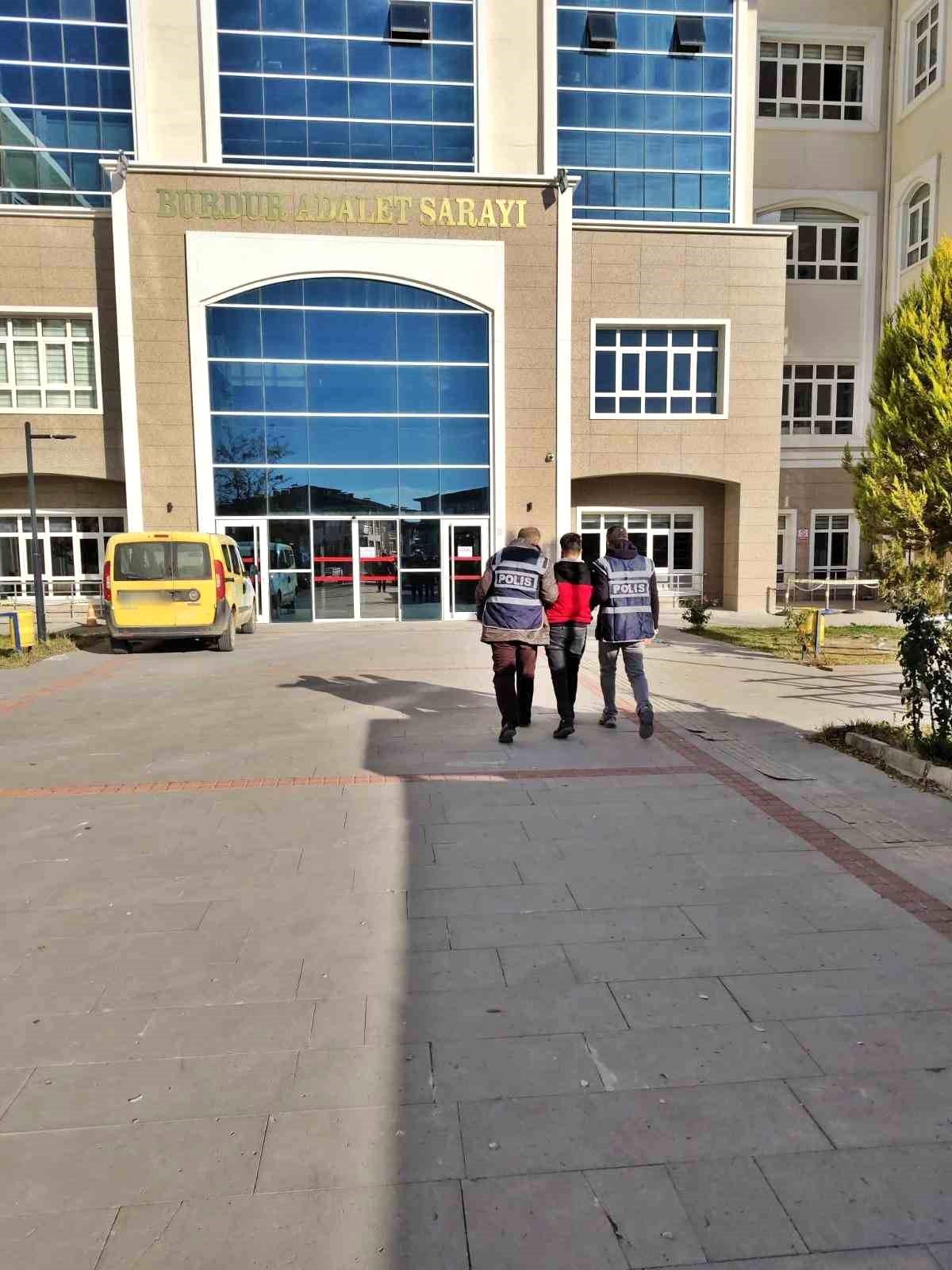 Burdur\'da Araç Hırsızı Tutuklandı