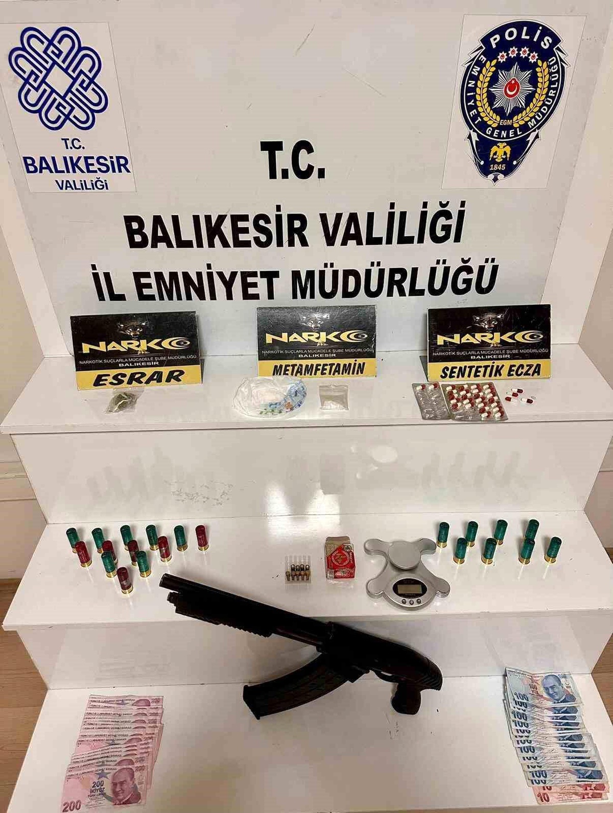 Balıkesir\'de Uyuşturucu Operasyonu