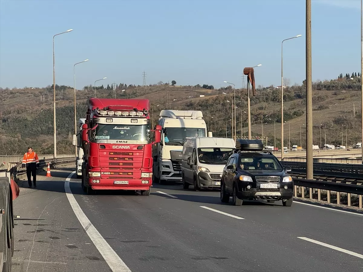 Otoyolda Tanker ve Cip Çarpıştı