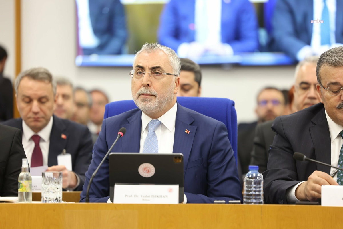 Kayseri\'de Fabrika Yangını: 3 İşçi Hayatını Kaybetti